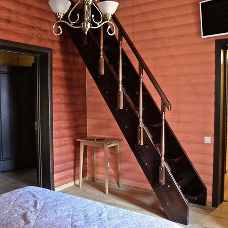 Apartmán Knyazhyi Dvir Strigalnya Exteriér fotografie