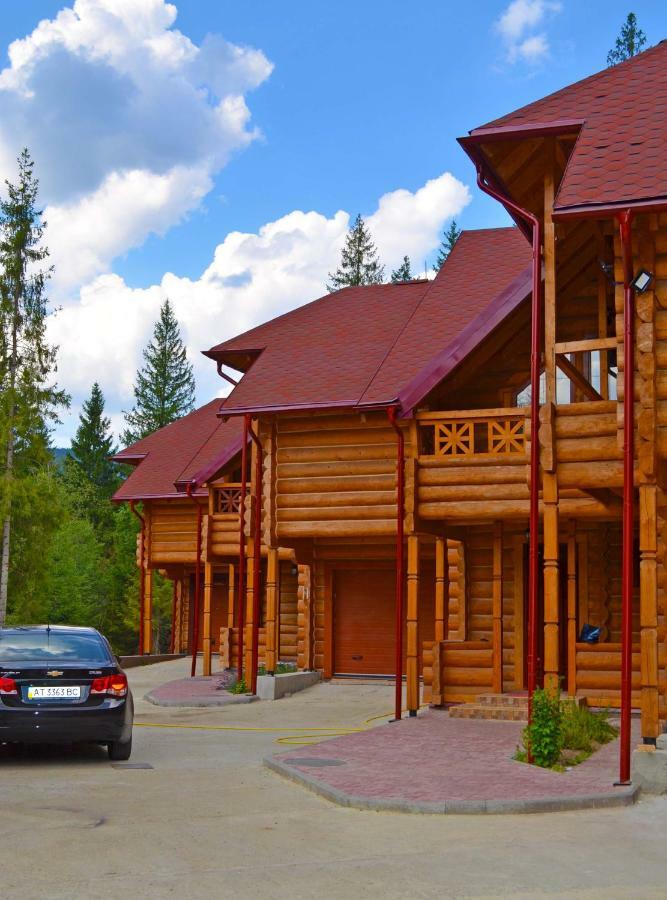 Apartmán Knyazhyi Dvir Strigalnya Exteriér fotografie